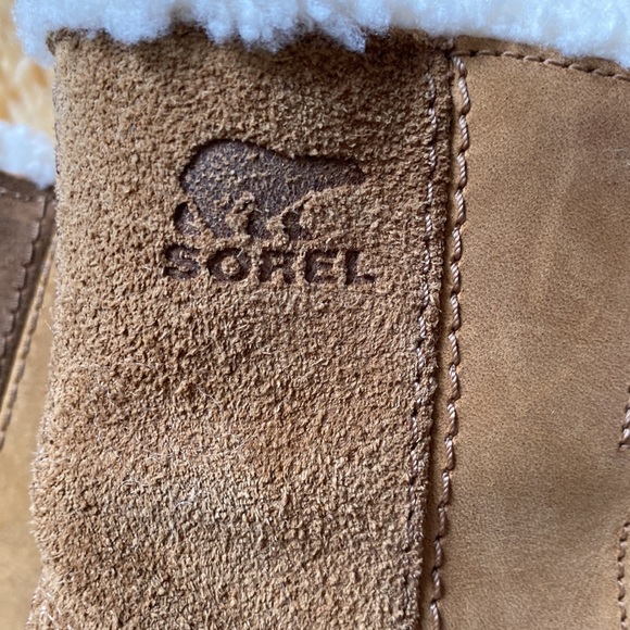 Like new Sorels - Picture 11 of 11